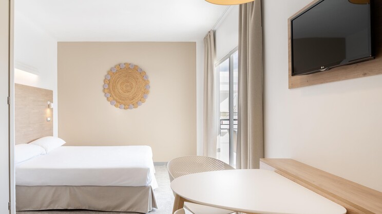 Premium Studio Partial Sea View